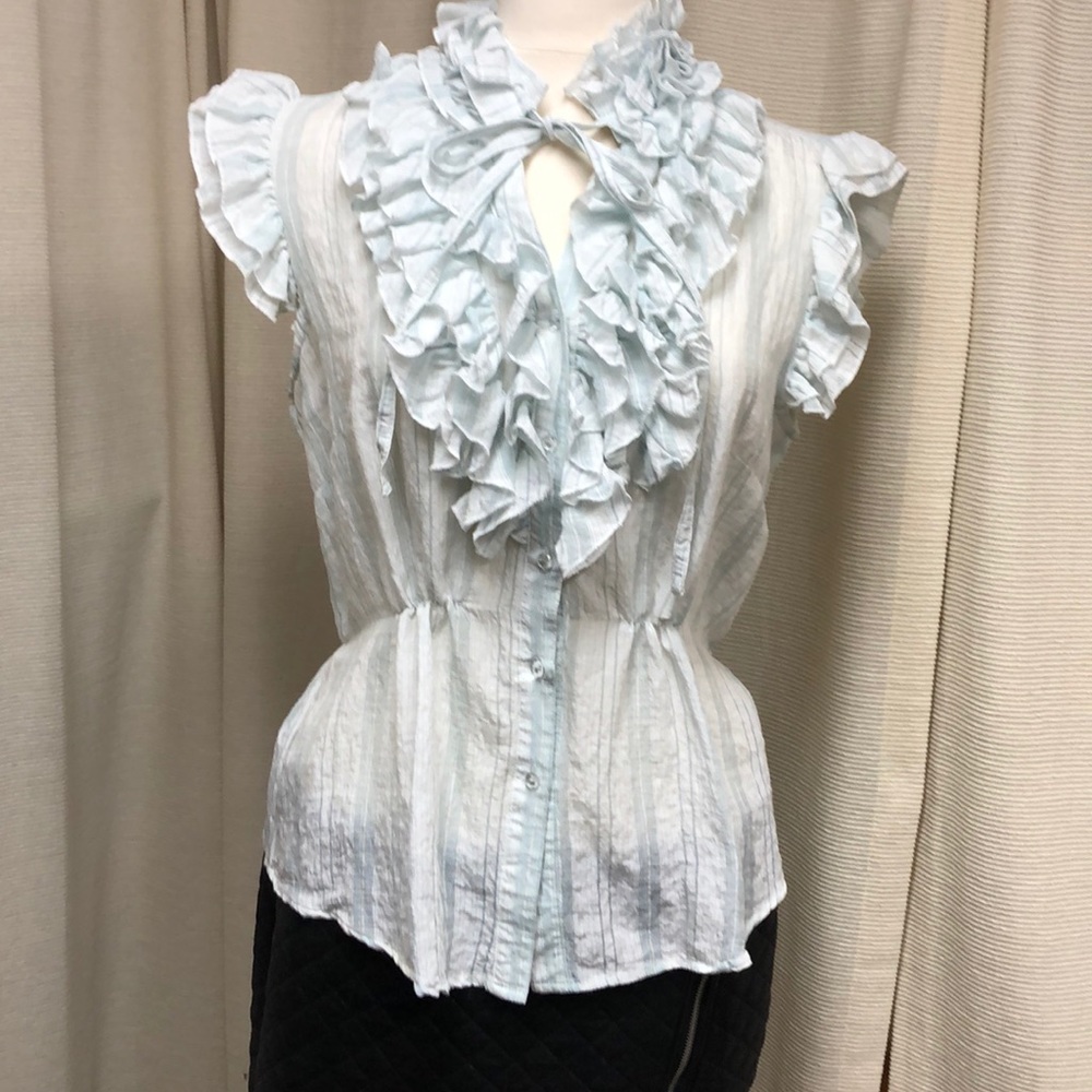 Ruffle top